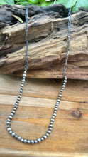 Load image into Gallery viewer, N0644 Navajo Pearls Oxidized Necklace (18&quot;-20&quot;)
