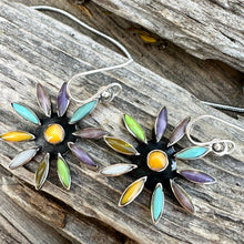 Load image into Gallery viewer, FC0100   Summer Daisy Earrings
