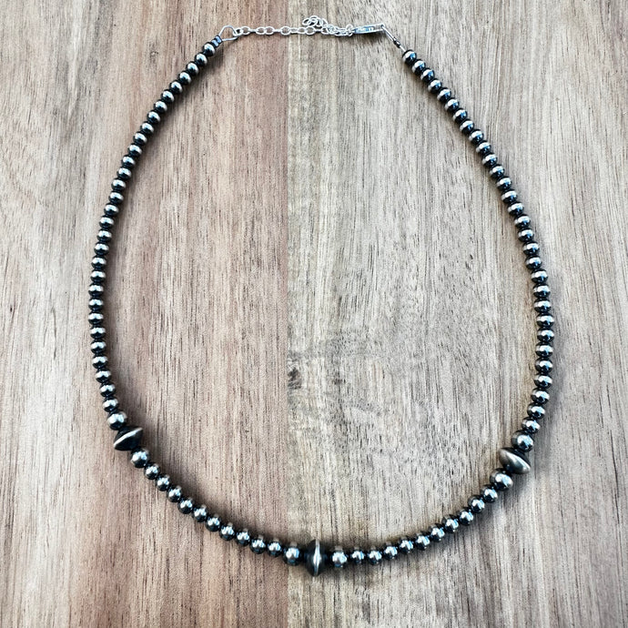 SN0118.  14”-17” Navajo Pearls Necklace