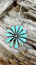 Load image into Gallery viewer, FC0102.   Turquoise Daisy Necklace
